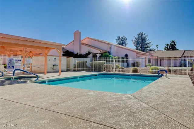 $407,000 | 666 Cervantes Drive, Henderson, NV 89014