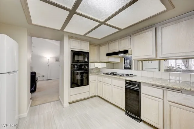 $407,000 | 666 Cervantes Drive, Henderson, NV 89014