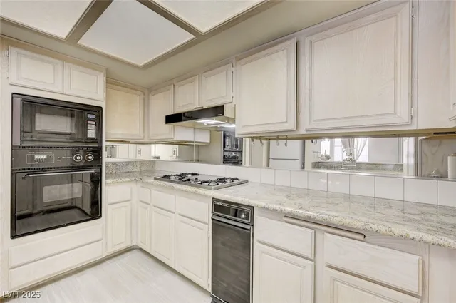 $407,000 | 666 Cervantes Drive, Henderson, NV 89014