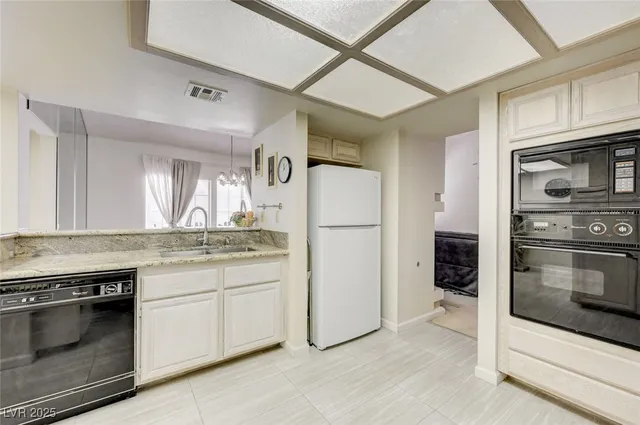 $407,000 | 666 Cervantes Drive, Henderson, NV 89014