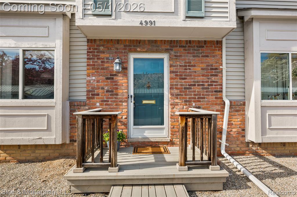 4991 Crooks Road Royal Oak, MI 48073 - Photo 2 of 33 Gallery Image 2
