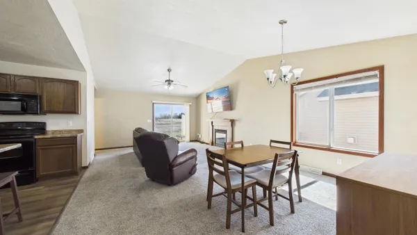 $288,500 | 230 Brooke Drive, Omro, WI 54963