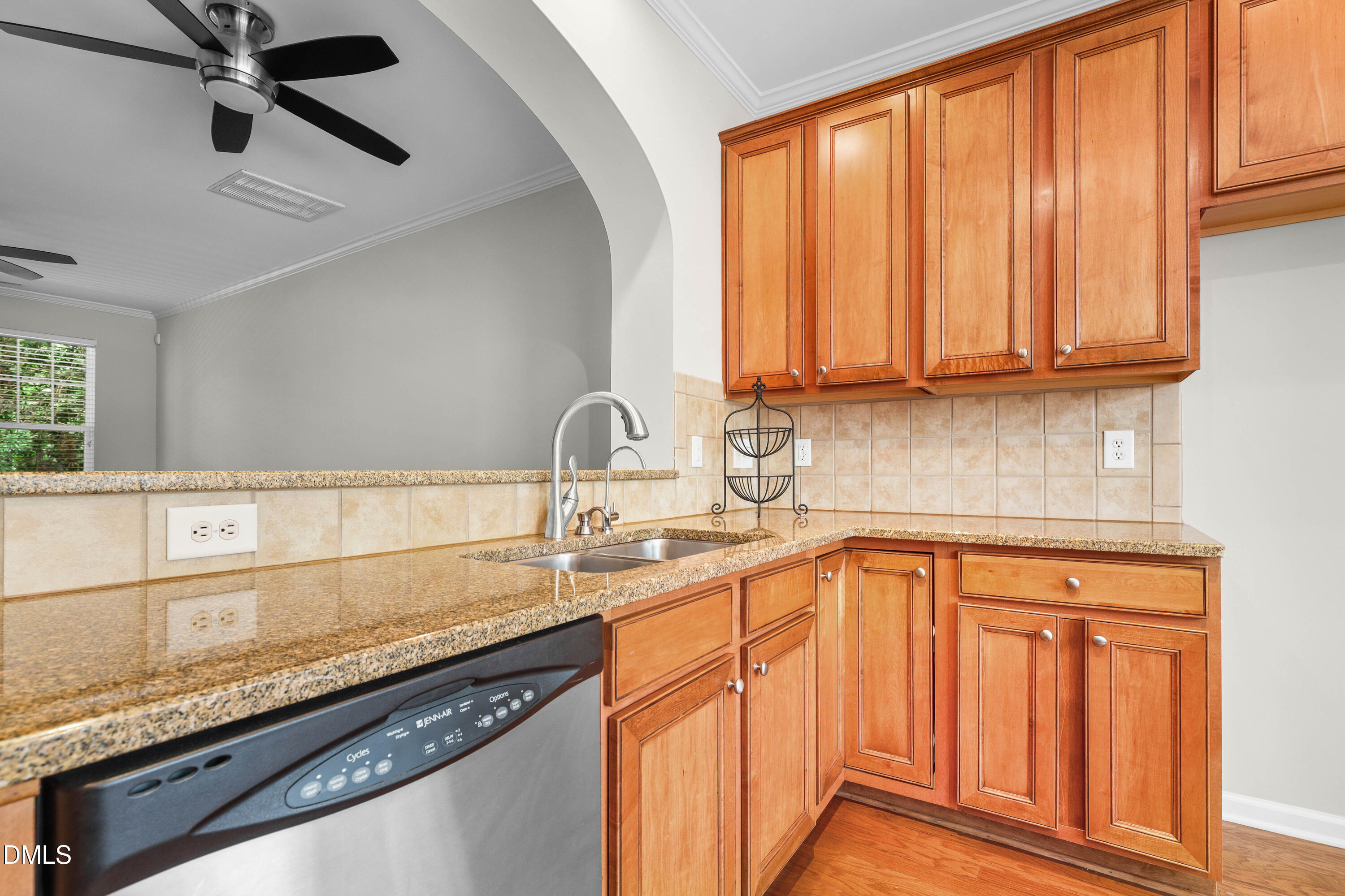 5813 Cameo Glass Way Raleigh, NC 27612 - Photo 16 of 40 17