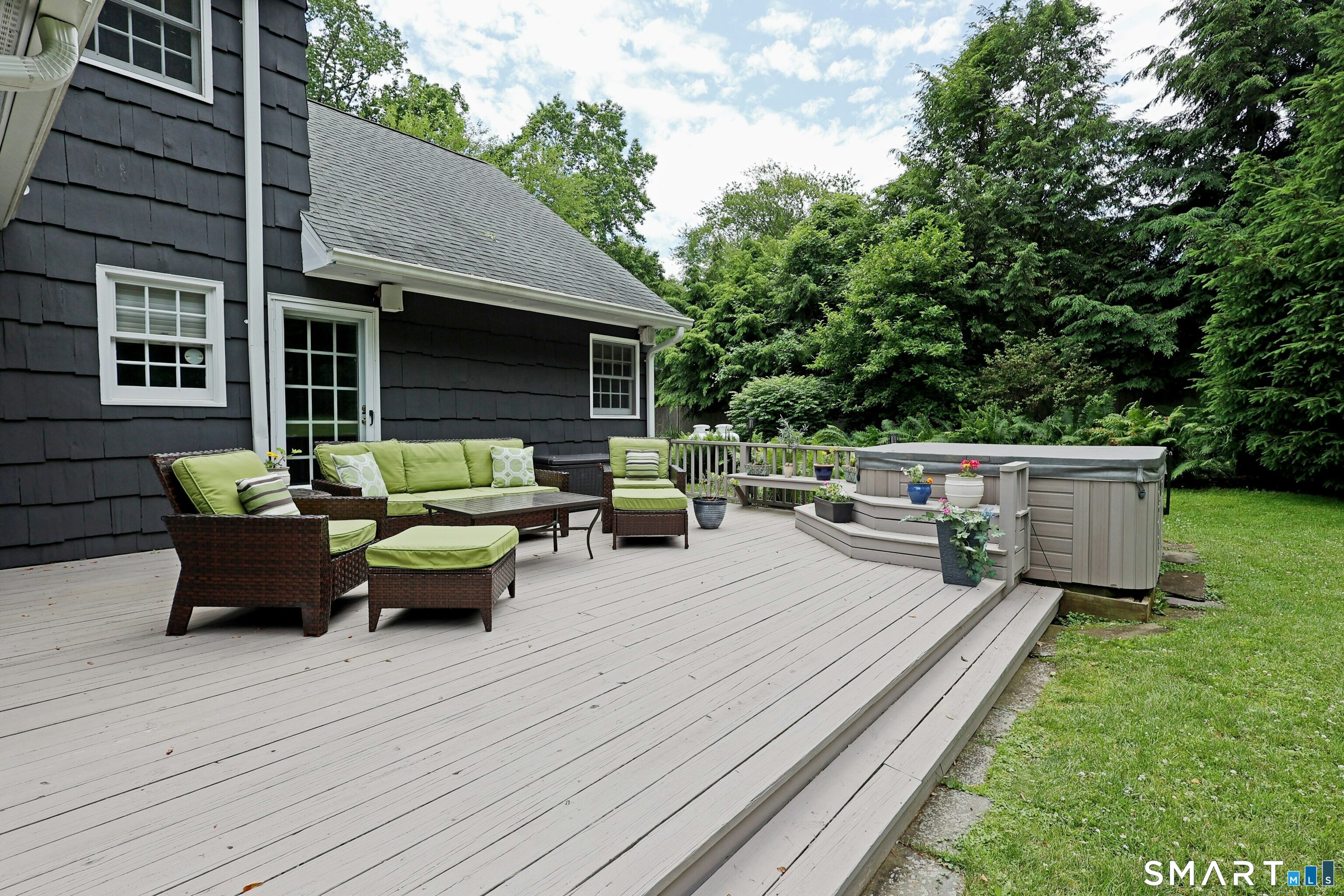 41 Nutmeg Ridge Ridgefield, CT 06877 - Photo 4 of 40