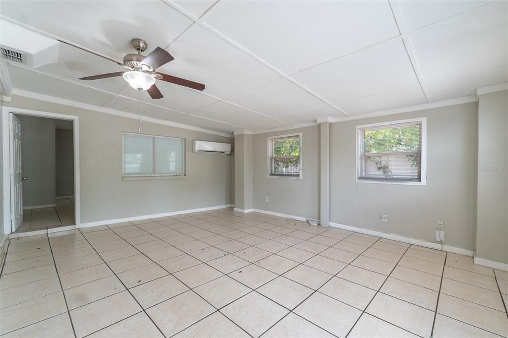 6001 Crestridge Road Tampa, FL 33634 - Photo 22 of 29