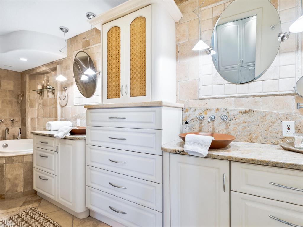 5880 Midnight Pass Road, Unit 207 Sarasota, FL 34242 - Photo 15 of 25