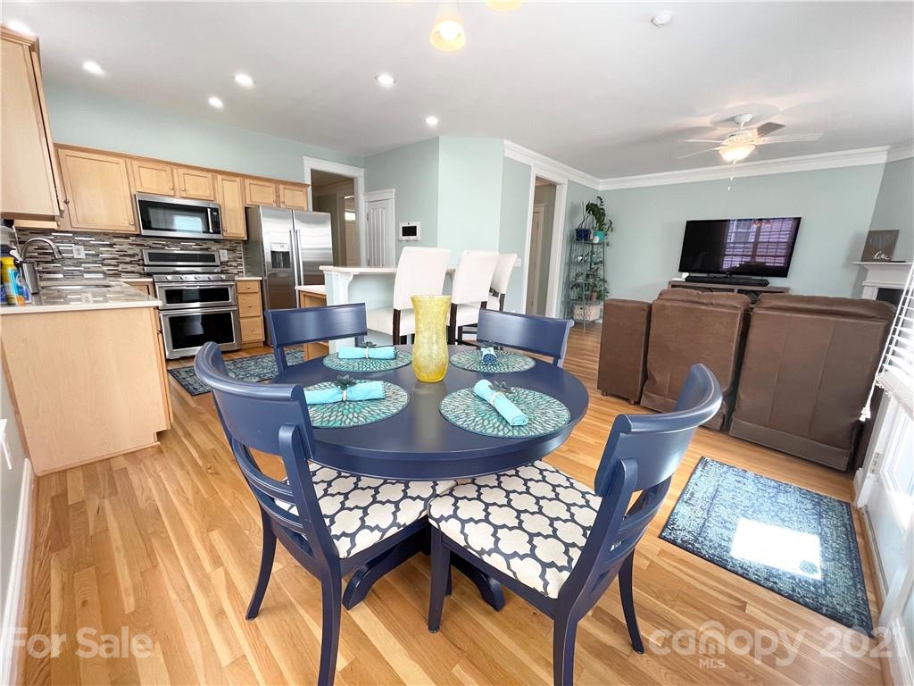 17509 Calverton Road Huntersville, NC 28078 - Photo 6 of 20 Gallery Image 6