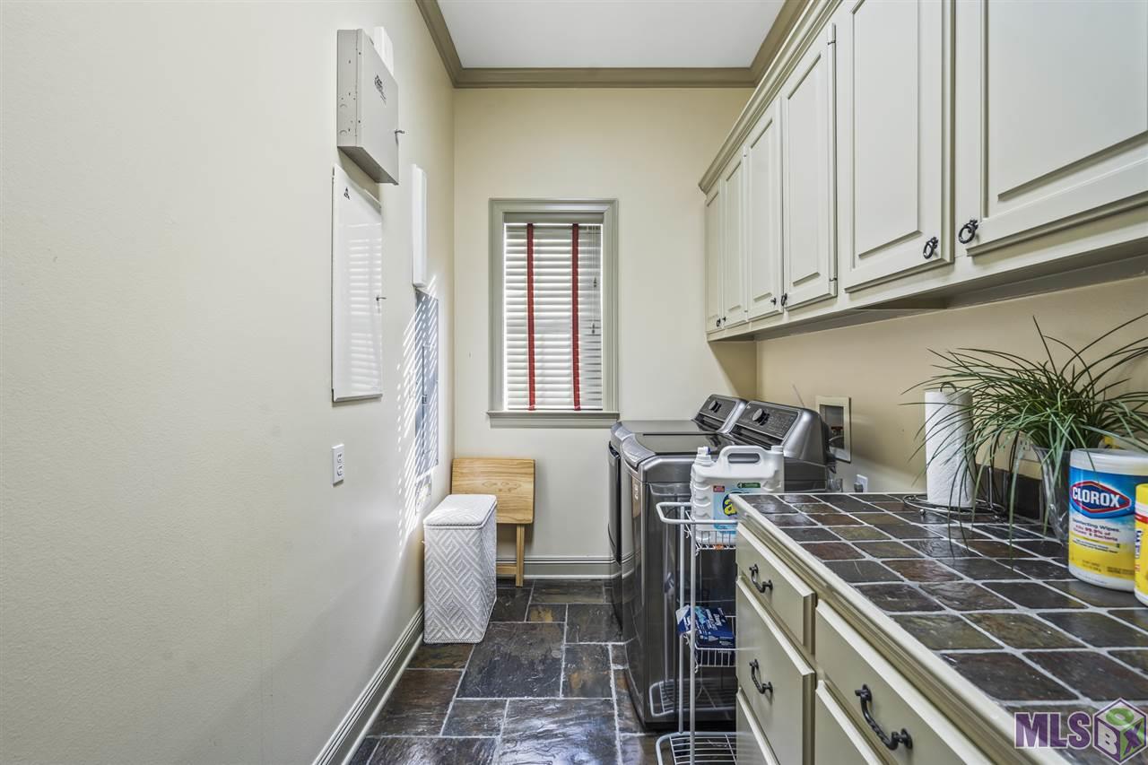 17819 British Lane Baton Rouge, LA 70810 - Photo 29 of 46 Laundry