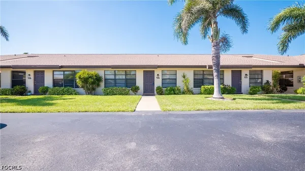 $130,000 | 3906 Southeast 11th Place, Unit 604, Cape Coral, FL 33904