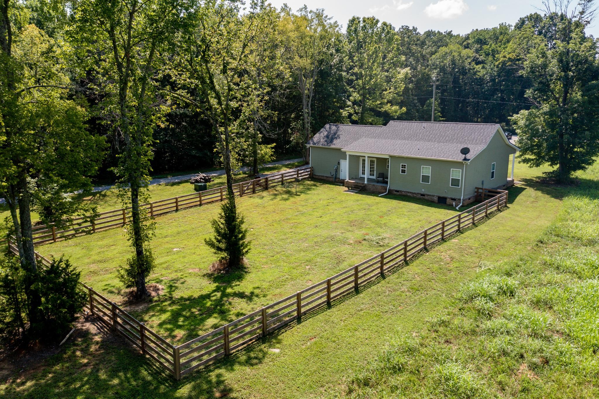 8615 Vaught Road Readyville, TN 37149 - Photo 21 of 28 Gallery Image 21