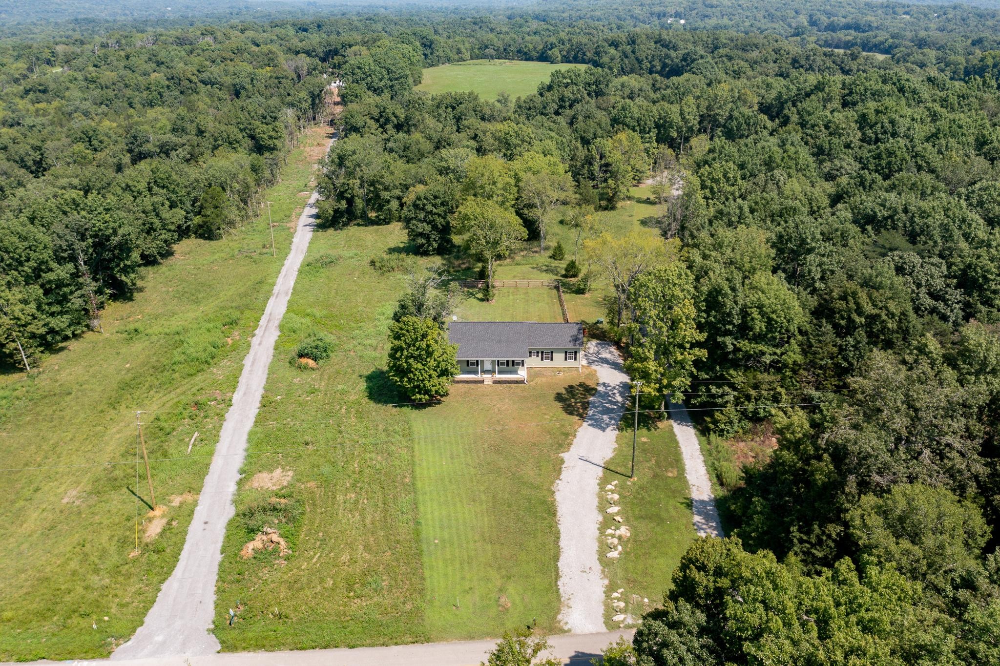 8615 Vaught Road Readyville, TN 37149 - Photo 22 of 28 Gallery Image 22