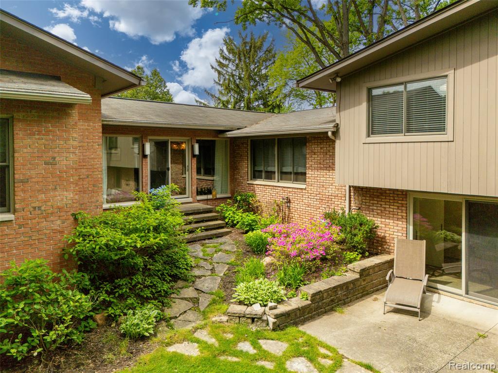 5259 Echo Road Bloomfield Hills, MI 48302 - Photo 58 of 66