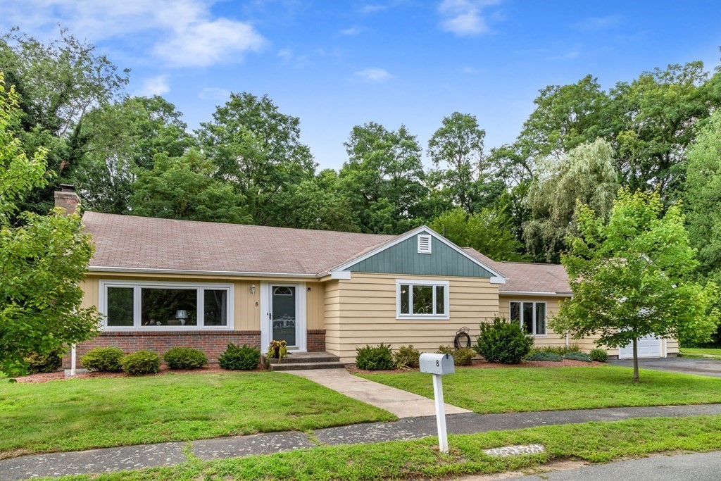 8 Spring Lane Saugus, MA 01906 - Photo 1 of 39 Gallery Image 1