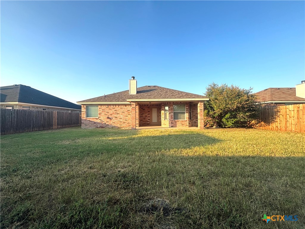 3610 Armstrong County Court Killeen, TX 76549 - Photo 23 of 29 a front view of house with yard and green space