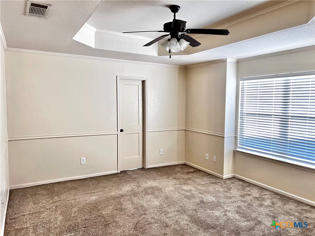 3610 Armstrong County Court Killeen, TX 76549 - Photo 10 of 29 a view of a garage