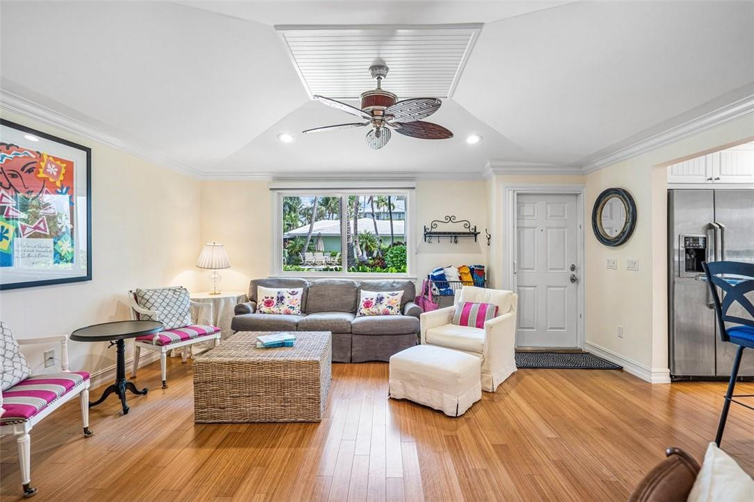 1024 Casuarina Road, Unit 20 Delray Beach, FL 33483 - Photo 10 of 39 Photo 10