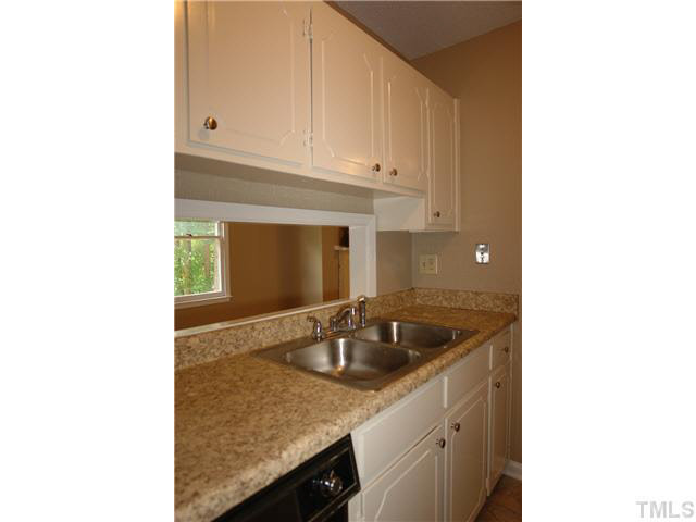 3233 Mill Run, Unit 3233 Raleigh, NC 27612 - Photo 9 of 18 Photo 9