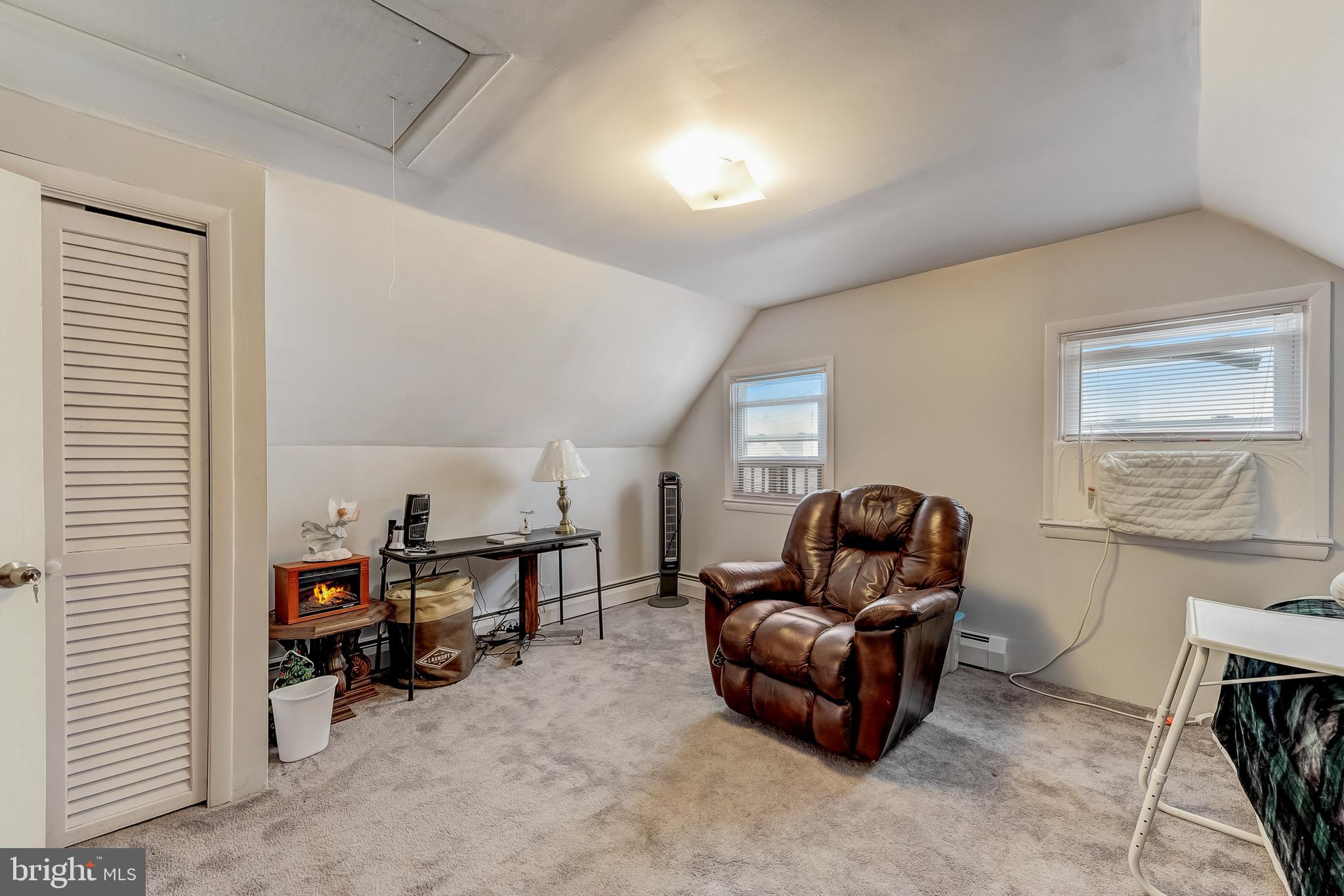 2301 Cedar Lane Secane, PA 19018 - Photo 18 of 29 Gallery Image 18
