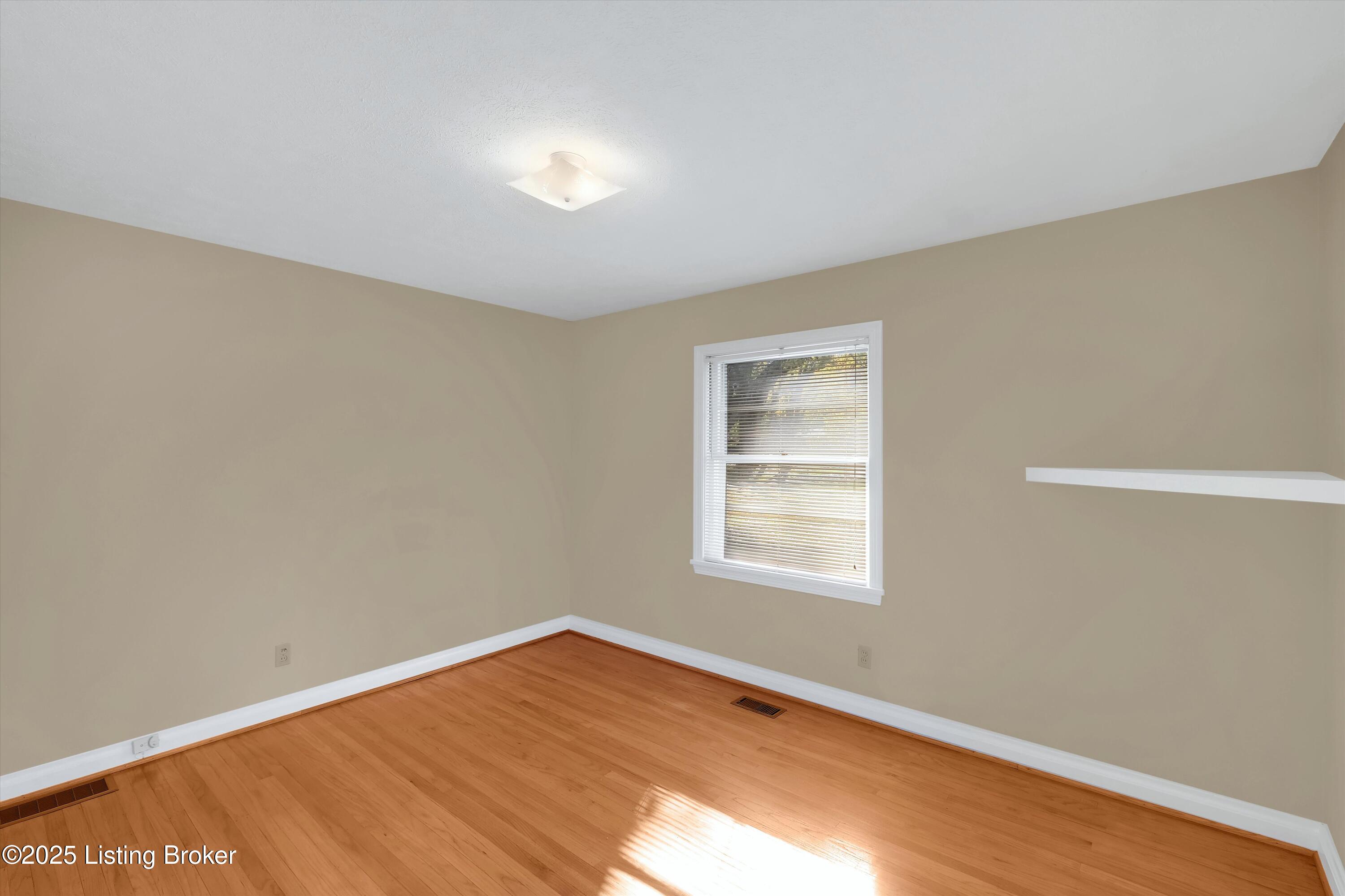 4801 Valley Station Road Louisville, KY 40272 - Photo 18 of 43 Hardwood floors