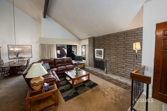 917 Randall Street Ridgecrest, CA 93555 - Photo 4 of 49