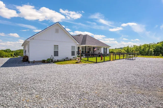 $744,999 | 2166 Asheville Highway, Greeneville, TN 37743