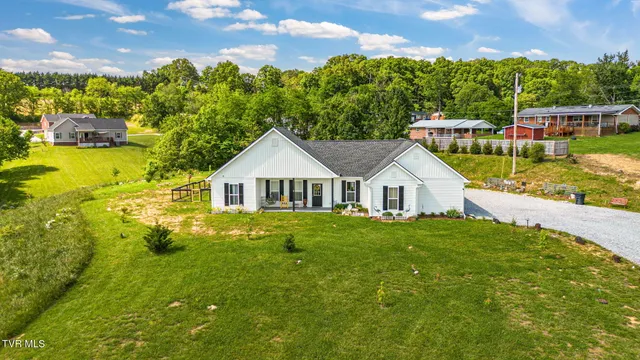 $744,999 | 2166 Asheville Highway, Greeneville, TN 37743