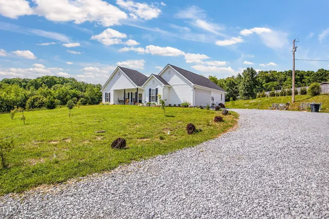 $744,999 | 2166 Asheville Highway, Greeneville, TN 37743