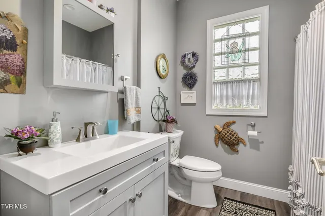 $744,999 | 2166 Asheville Highway, Greeneville, TN 37743