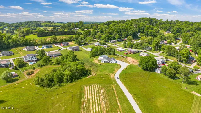 $744,999 | 2166 Asheville Highway, Greeneville, TN 37743