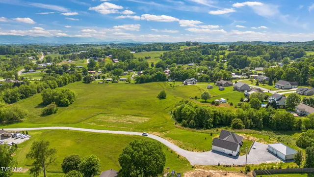 $744,999 | 2166 Asheville Highway, Greeneville, TN 37743