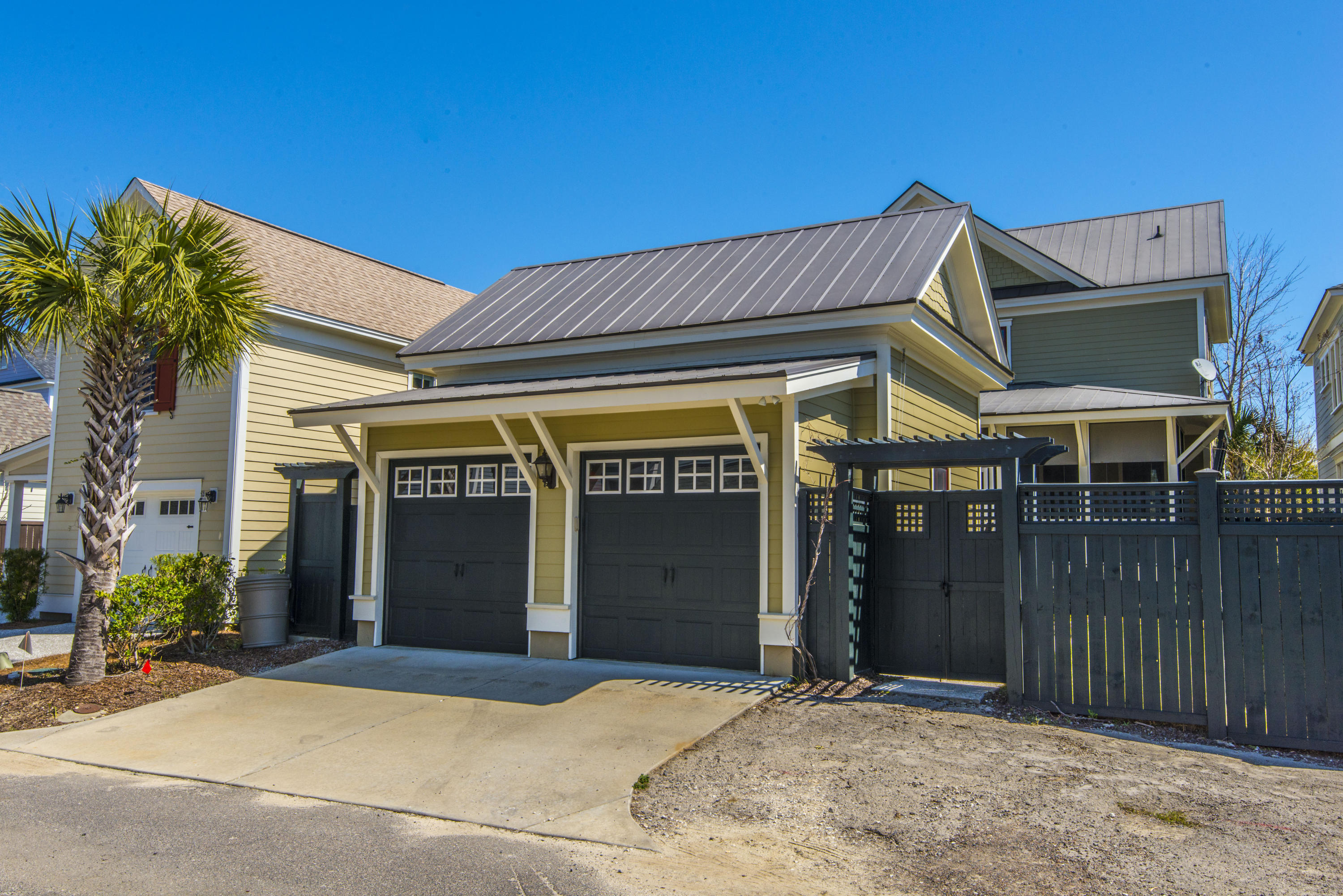1437 Lettered Olive Lane Mount Pleasant, SC 29464 - Photo 32 of 34 _DSC9657