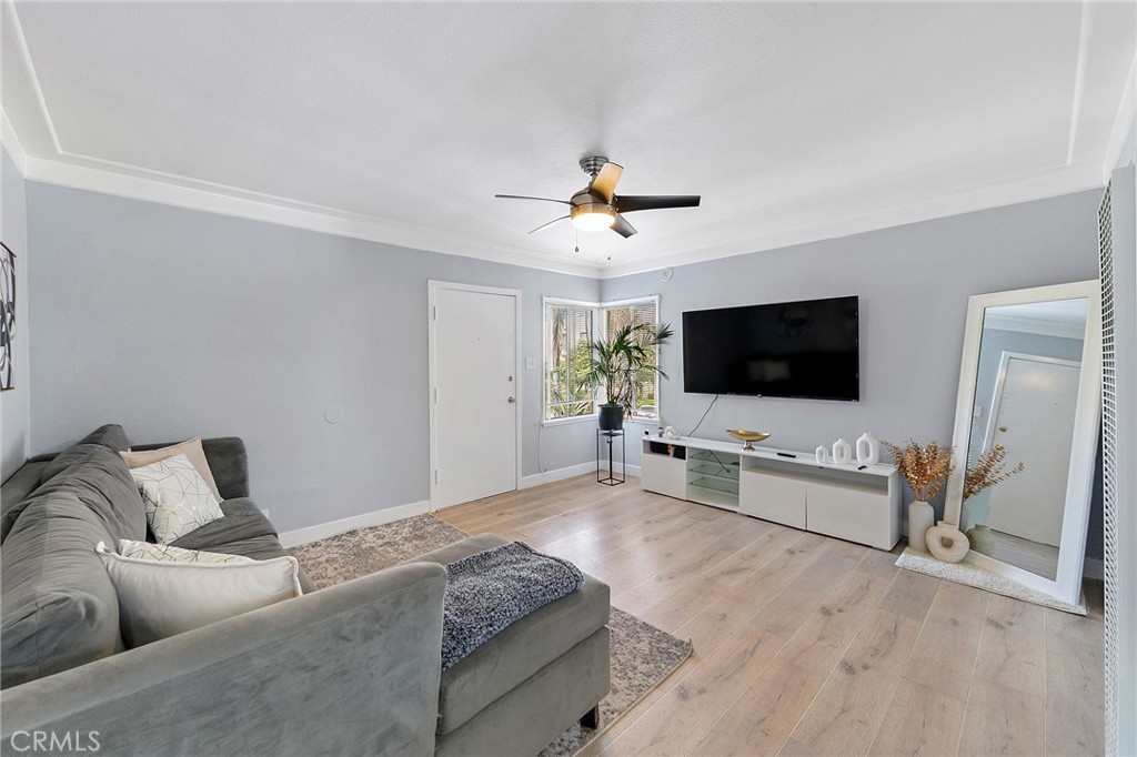 526 Lime Avenue Long Beach, CA 90802 - Photo 7 of 23