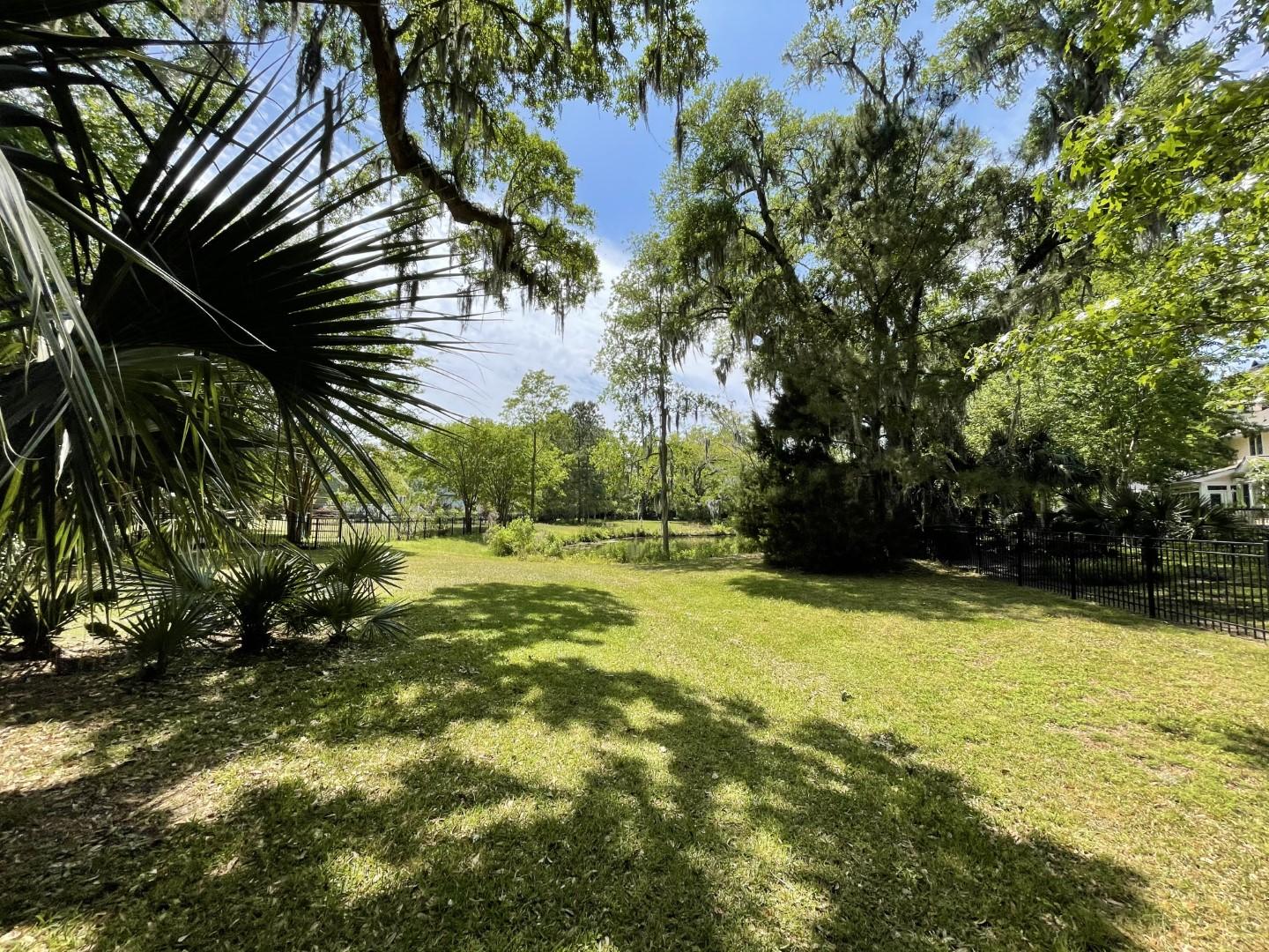 1701 Sewee Fort Road Mount Pleasant, SC 29466 - Photo 12 of 50 Bret Saunders - 6d