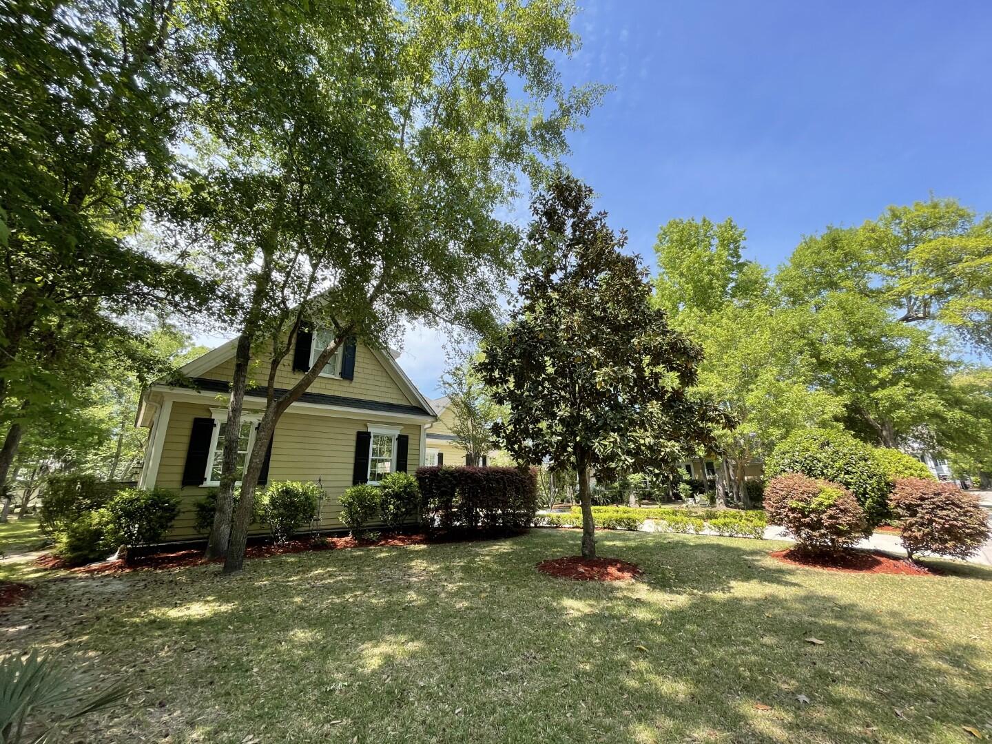 1701 Sewee Fort Road Mount Pleasant, SC 29466 - Photo 3 of 50 Bret Saunders - 3