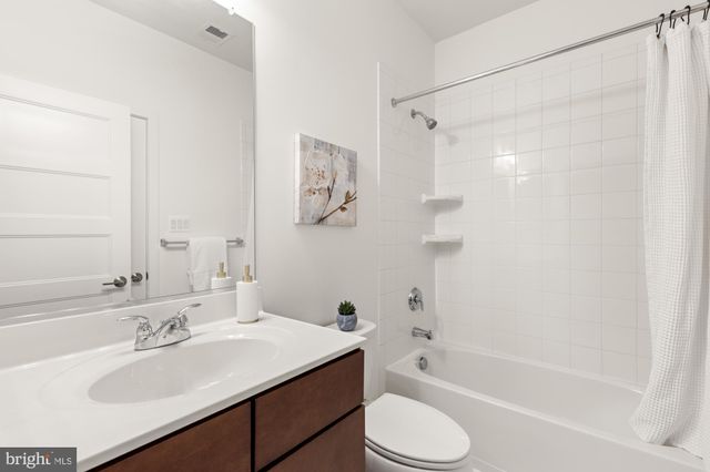 $960,000 | 3318 7th Street Northeast, Washington, DC 20017