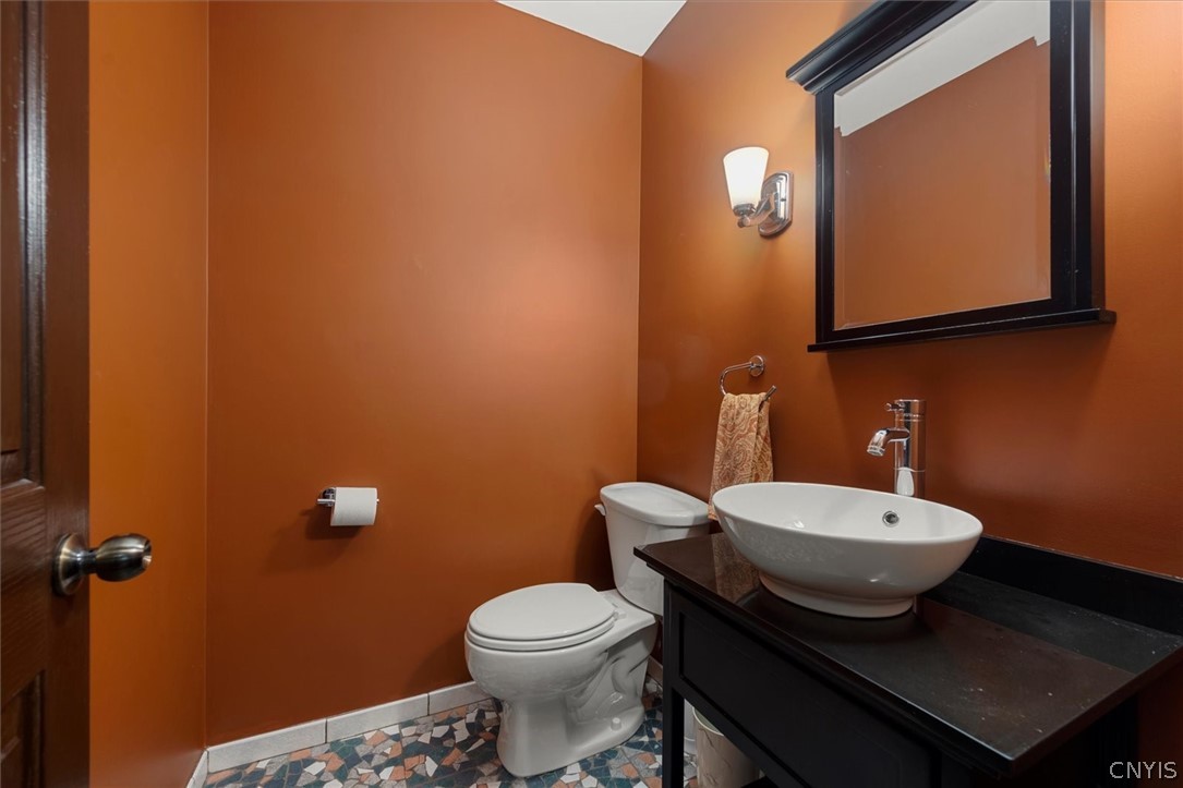 126 Hunt Valley Road Oneida, NY 13421 - Photo 28 of 50 1/2 bath first floor!