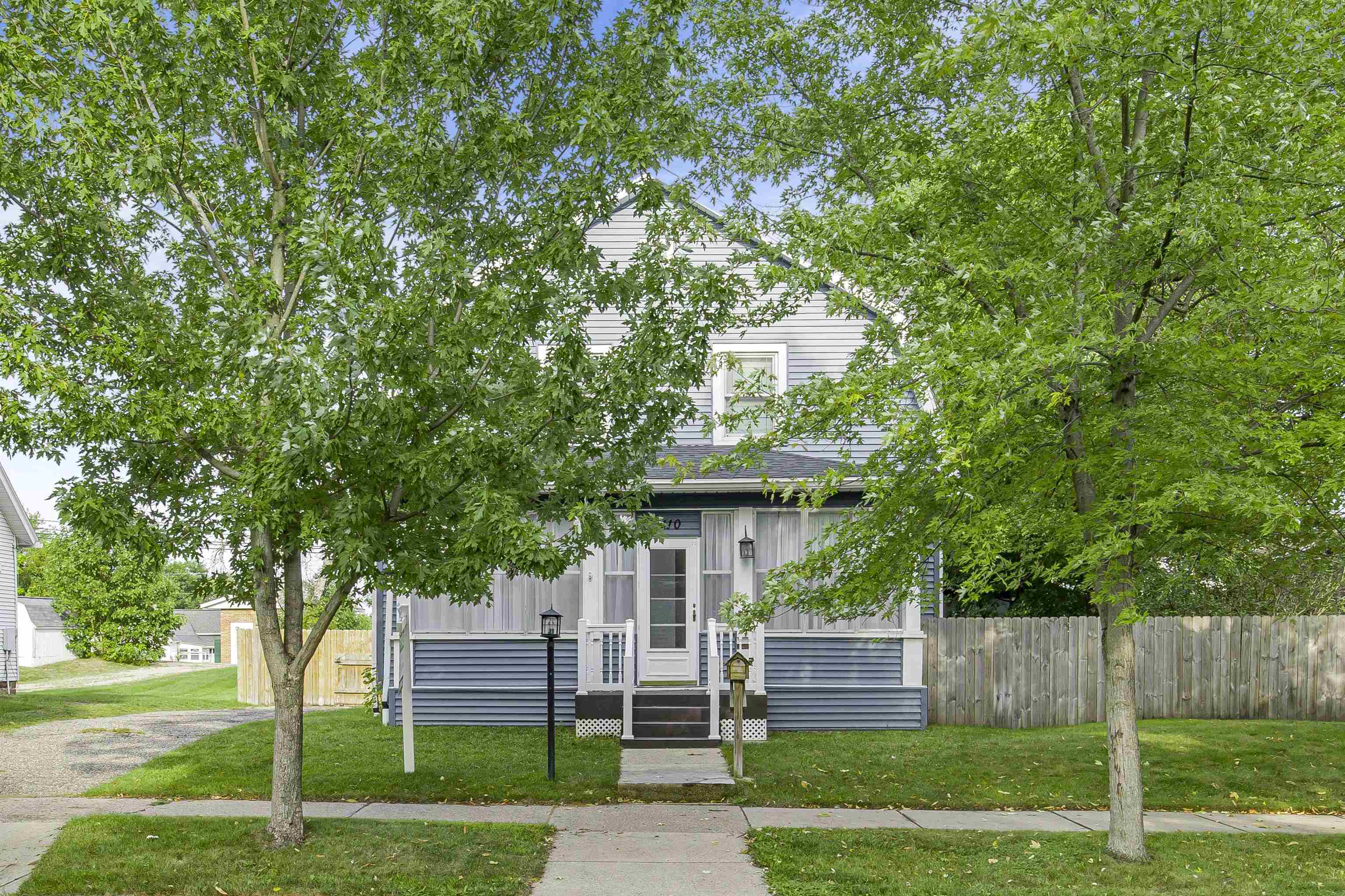 410 North Pine Street Reedsburg, WI 53959 - Photo 1 of 40 Gallery Image 1