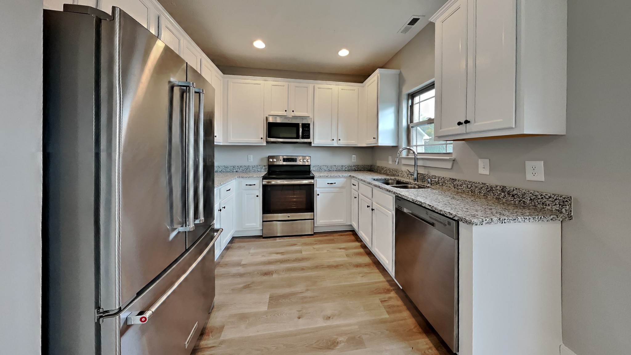 220 Ralen Avenue Christiana, TN 37037 - Photo 4 of 12 Gallery Image 4