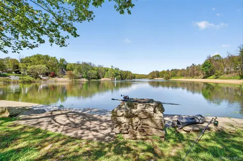 $699,000 | 2864 Hedwig Drive, Yorktown Heights, NY 10598
