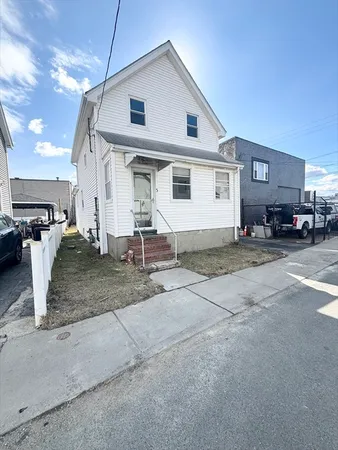 $4,500 | 3 Hadley Court, Everett, MA 02149