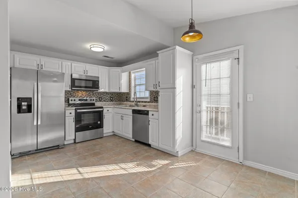 $299,000 | 619 Varsity Drive, Wilmington, NC 28403