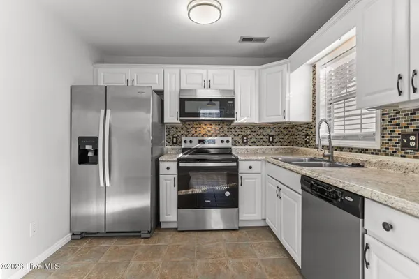 $299,000 | 619 Varsity Drive, Wilmington, NC 28403