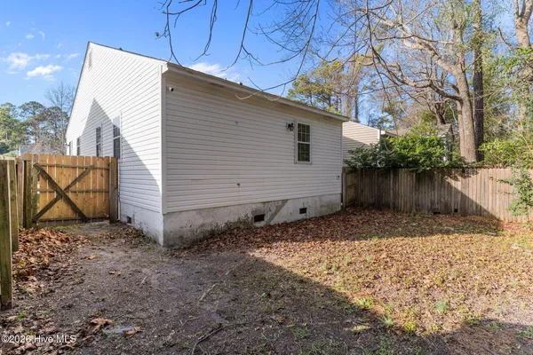 $299,000 | 619 Varsity Drive, Wilmington, NC 28403