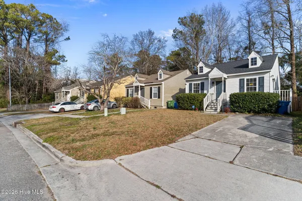 $299,000 | 619 Varsity Drive, Wilmington, NC 28403
