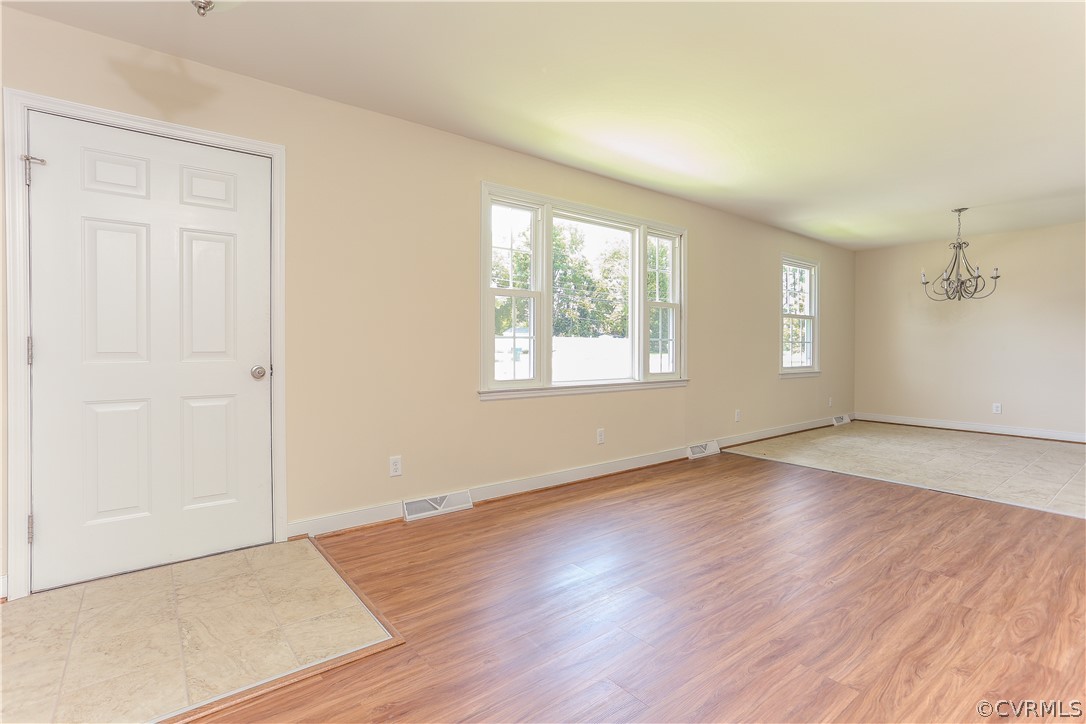 3806 Conduit Road Colonial Heights, VA 23834 - Photo 4 of 23 Gallery Image 4