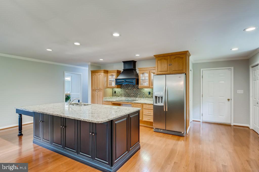 13920 Sunnybrook Road Phoenix, MD 21131 - Photo 6 of 28 Gourmet Kitchen
