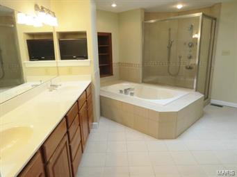 150 Strecker Road Ballwin, MO 63011 - Photo 18 of 32 Gallery Image 18