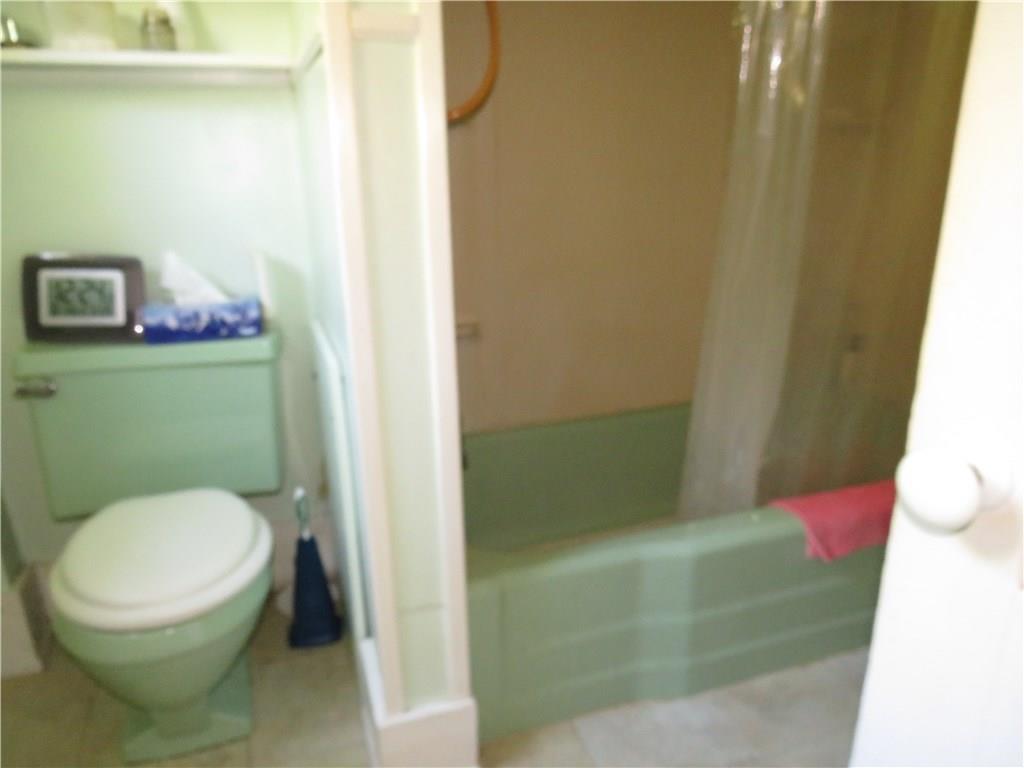 104 Main Street St. George, ME 04860 - Photo 5 of 21 All bathrooms are old