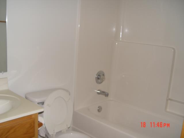 1157 Rogers Road Lewisburg, TN 37091 - Photo 10 of 12 Hall Bath