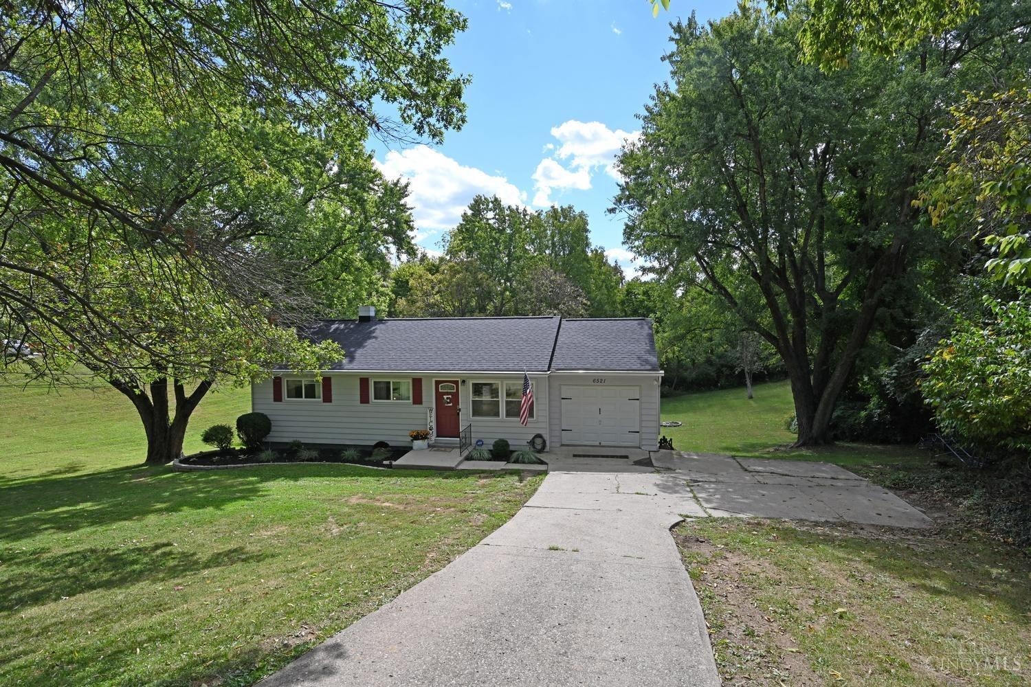 6521 Springdale Road Cincinnati, OH 45247 - Photo 2 of 40